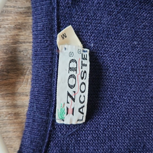 Lacoste Izod Vintage 80's Dark Blue V-Neck Pullover With Alligator Logo Size M - Picture 3 of 5